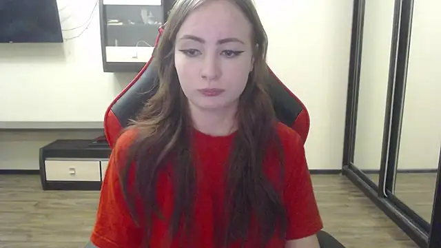 Laralianna online show from December 2024 09:53:02 PM