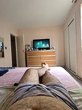 MysterBearMG online show from November 2025 04:25:01 PM