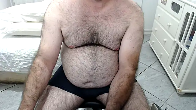 MysterBearMG online show from November 2025 11:40:02 PM