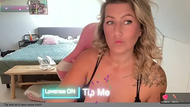 TessToy online show from September 2025 10:18:02 AM