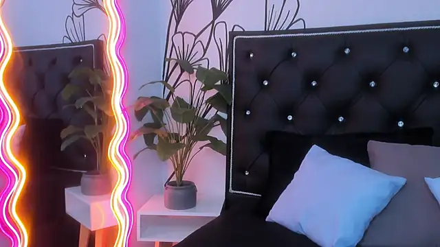 Sweet Ariadna  online show from March 2026 12:18:01 PM