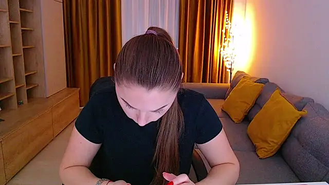  Mia Adams online show from March 2026 10:26:01 AM