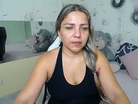 cum bigass online show from November 2025 11:53:01 AM