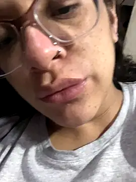 Ninnfa online show from November 2025 03:05:01 AM