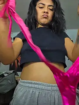 Hannah-grace online show from November 2025 10:29:01 AM