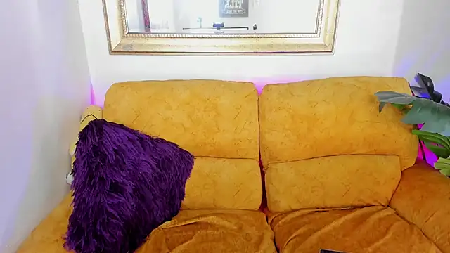 Snapshot of Kyomi_chang chatting on April 2026 01:34:02 PM Kyomi chang online show from April 2026 01:34:02 PM