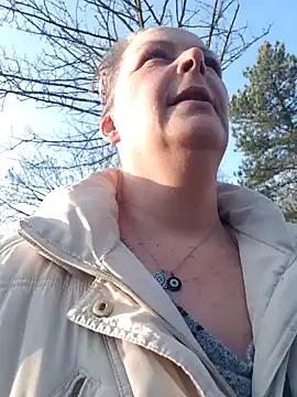 saharaheiss online show from January 2025 01:43:01 PM