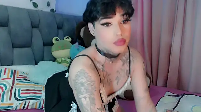 Snapshot of little_star_porn chatting on December 2024 03:16:02 PM little star porn online show from December 2024 03:16:02 PM