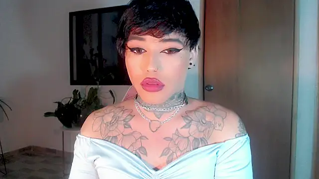 Snapshot of little_star_porn chatting on February 2025 11:03:02 PM little star porn online show from February 2025 11:03:02 PM