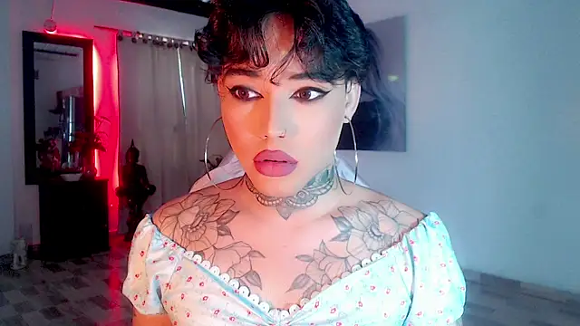 Snapshot of little_star_porn chatting on February 2025 01:08:02 PM little star porn online show from February 2025 01:08:02 PM