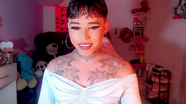 Snapshot of little_star_porn chatting on March 2025 12:07:02 PM little star porn online show from March 2025 12:07:02 PM