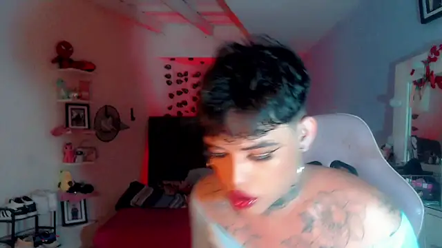 Snapshot of little_star_porn chatting on March 2025 02:34:01 PM little star porn online show from March 2025 02:34:01 PM