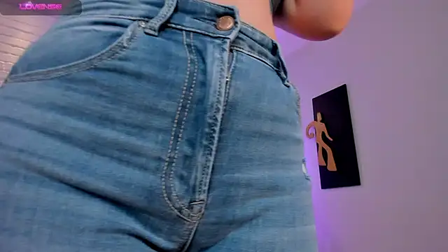 JennaOlsonX online show from January 2025 04:51:02 PM