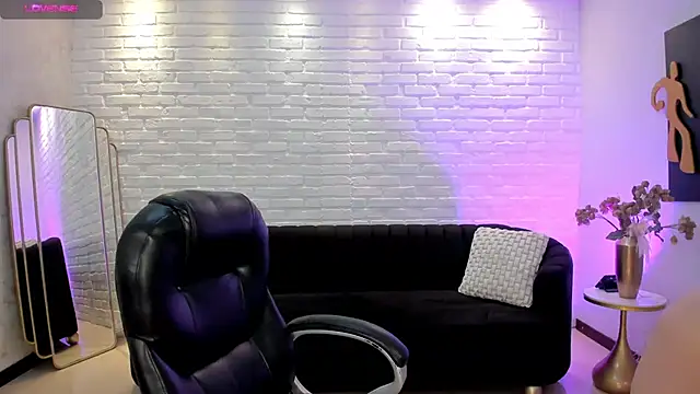 JennaOlsonX online show from February 2025 03:05:01 PM