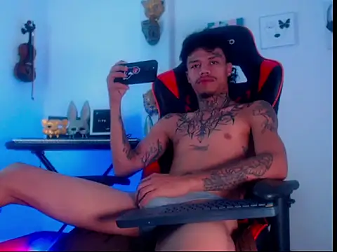 matew rodriguez8 online show from May 2026 10:51:02 PM
