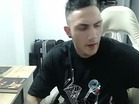 xxxtreme master7 online show from December 2025 12:18:01 AM