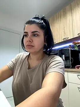 Snapshot of Scarlett-Dream chatting on November 2025 04:12:01 AM Scarlett-Dream online show from November 2025 04:12:01 AM