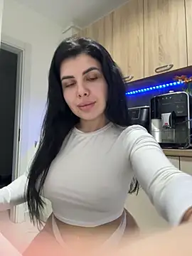 Snapshot of Scarlett-Dream chatting on February 2026 07:05:01 AM Scarlett-Dream online show from February 2026 07:05:01 AM