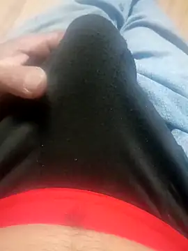 Snapshot of juice753 chatting on December 2025 09:33:01 PM juice753 online show from December 2025 09:33:01 PM