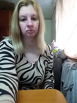 Snapshot of BustyBlond chatting on March 2026 05:22:02 AM BustyBlond online show from March 2026 05:22:02 AM