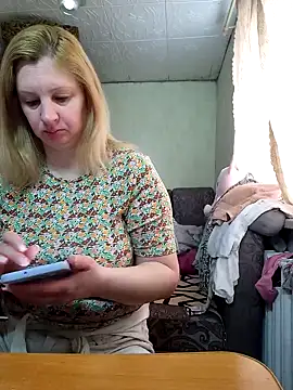 Snapshot of BustyBlond chatting on March 2026 05:24:01 AM BustyBlond online show from March 2026 05:24:01 AM