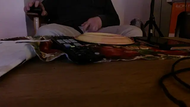 Snapshot of Cordt27 chatting on November 2025 07:12:01 PM Cordt27 online show from November 2025 07:12:01 PM