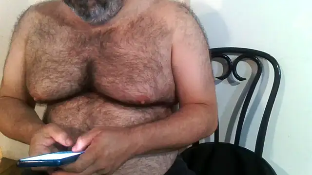 Snapshot of mikeyhotbear chatting on July 2026 06:24:01 AM mikeyhotbear online show from July 2026 06:24:01 AM
