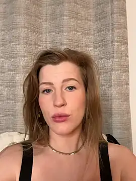 FoxyFrenchy online show from January 2026 08:14:01 PM