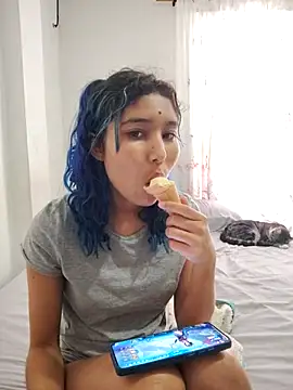 Snapshot of SAT--SU_U chatting on November 2025 08:11:02 PM SAT--SU U online show from November 2025 08:11:02 PM