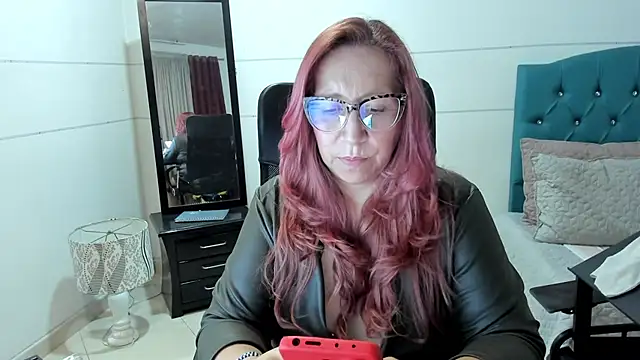 Snapshot of vaalery_sweet chatting on March 2025 11:31:01 PM vaalery sweet online show from March 2025 11:31:01 PM