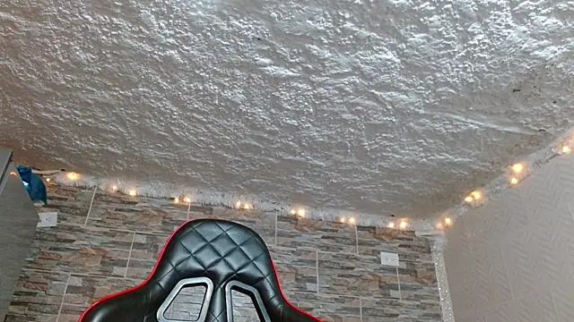 omar alurba online show from November 2025 10:36:02 PM