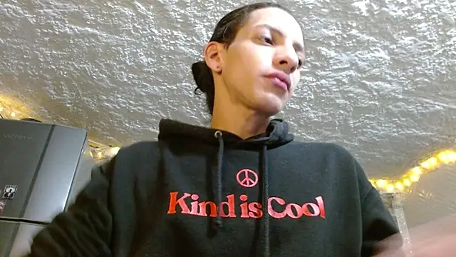 omar alurba online show from April 2026 11:33:02 PM