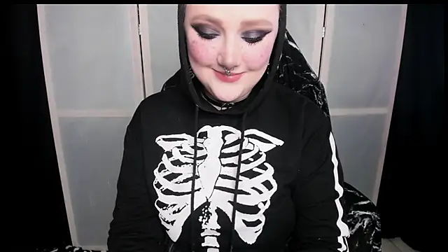 Snapshot of YourDyingBride chatting on May 2026 04:56:02 PM YourDyingBride online show from May 2026 04:56:02 PM