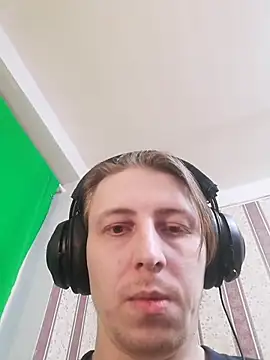 darienlarge online show from October 2025 04:46:01 PM