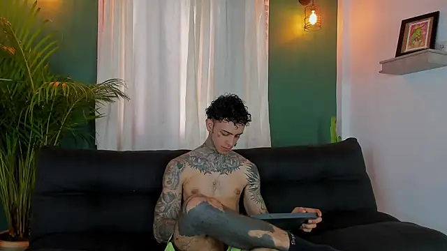 Aron ford online show from October 2025 02:40:02 PM