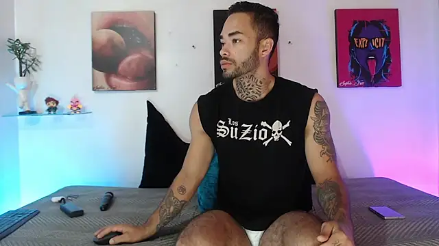 Snapshot of SophieFoxx17 chatting on January 2026 12:22:02 PM SophieFoxx17 online show from January 2026 12:22:02 PM