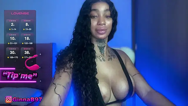 Snapshot of GinnaBolton chatting on September 2025 07:03:02 AM GinnaBolton online show from September 2025 07:03:02 AM