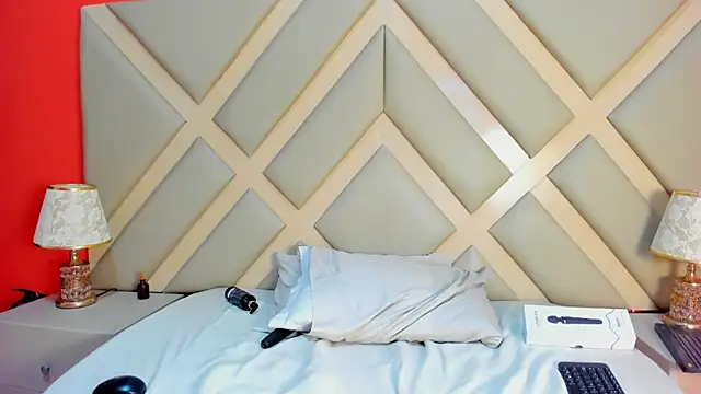 Snapshot of SSCARLETH_ chatting on December 2024 02:27:01 PM SSCARLETH  online show from December 2024 02:27:01 PM