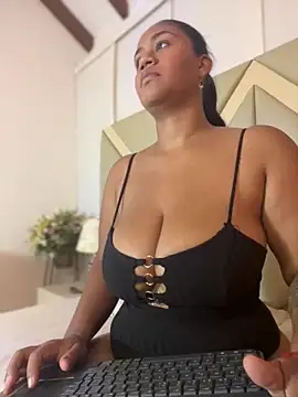 Snapshot of SSCARLETH_ chatting on November 2025 11:31:01 AM SSCARLETH  online show from November 2025 11:31:01 AM