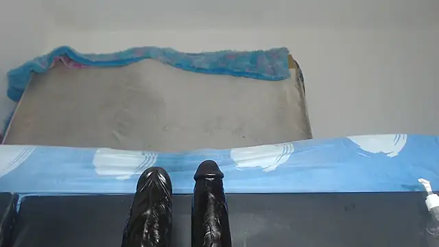 Snapshot of Devill_x chatting on January 2025 09:35:02 AM Devill x online show from January 2025 09:35:02 AM