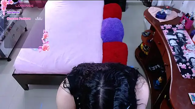 lufek23 online show from February 2025 04:53:02 PM