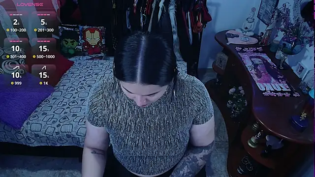 lufek23 online show from September 2025 11:45:02 AM