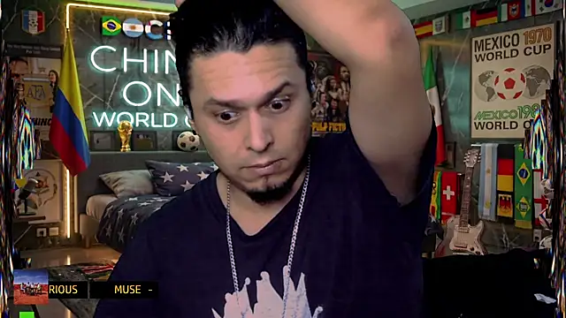 Snapshot of chino_roz chatting on July 2026 05:50:01 PM chino roz online show from July 2026 05:50:01 PM