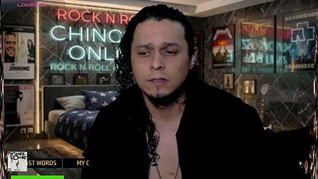 Snapshot of chino_roz chatting on July 2026 08:18:01 AM chino roz online show from July 2026 08:18:01 AM