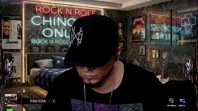 Snapshot of chino_roz chatting on July 2026 08:55:01 PM chino roz online show from July 2026 08:55:01 PM