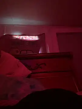 Snapshot of faphouse153250 chatting on January 2025 11:24:01 PM faphouse153250 online show from January 2025 11:24:01 PM