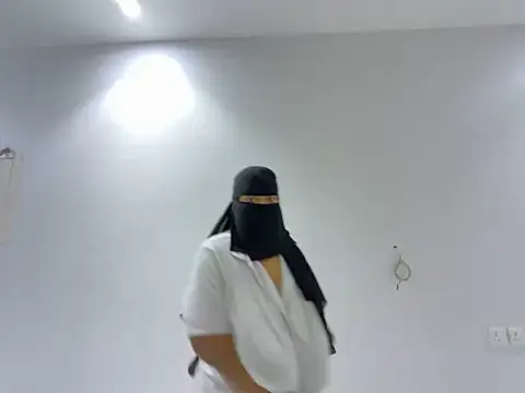 Submissive Arab online show from February 2025 05:29:01 PM