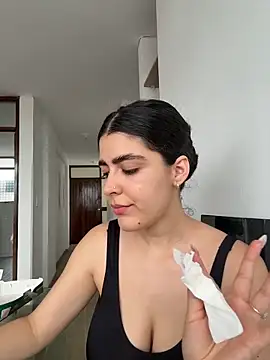  Niah  online show from April 2026 09:30:02 PM