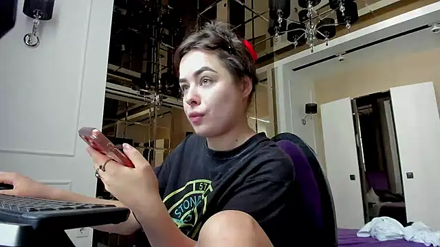 Snapshot of MistressMilana chatting on July 2026 08:06:02 AM MistressMilana online show from July 2026 08:06:02 AM