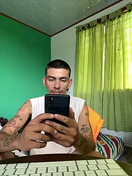 Snapshot of sorry-mom69 chatting on May 2026 03:11:01 PM sorry-mom69 online show from May 2026 03:11:01 PM